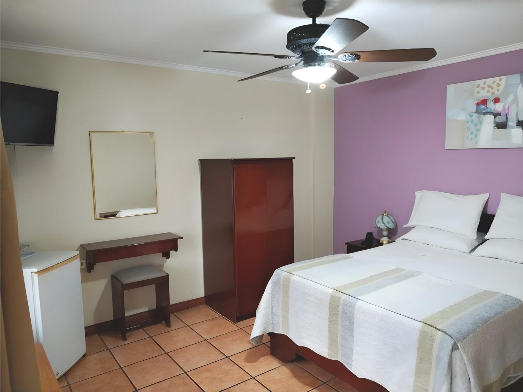 Hotel Puerta Del Sol - San Jose Airport Zewnętrze zdjęcie